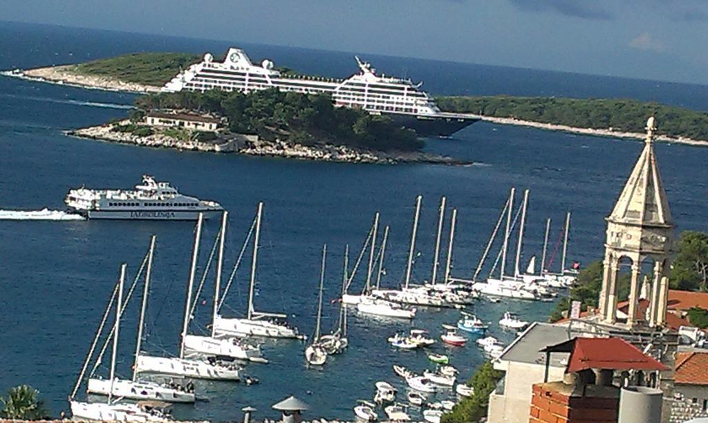 Apartments Luci Hvar Town Dış mekan fotoğraf